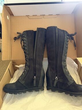 Sorel Women's Black Lace-Up Tall Zip Boot